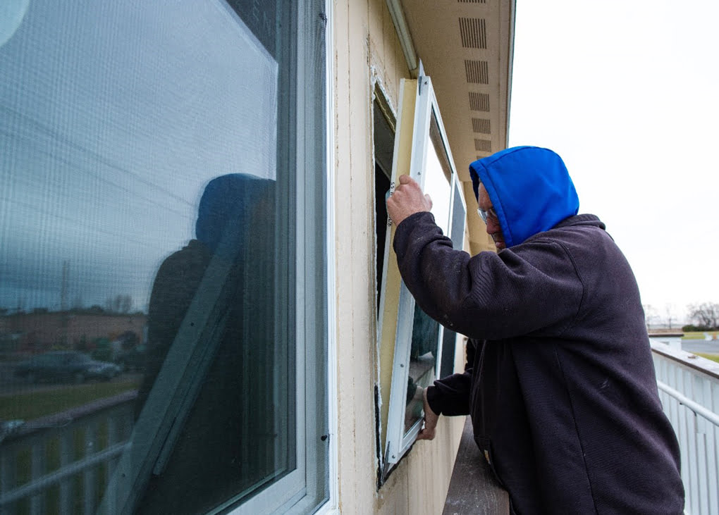 Triple-pane windows
